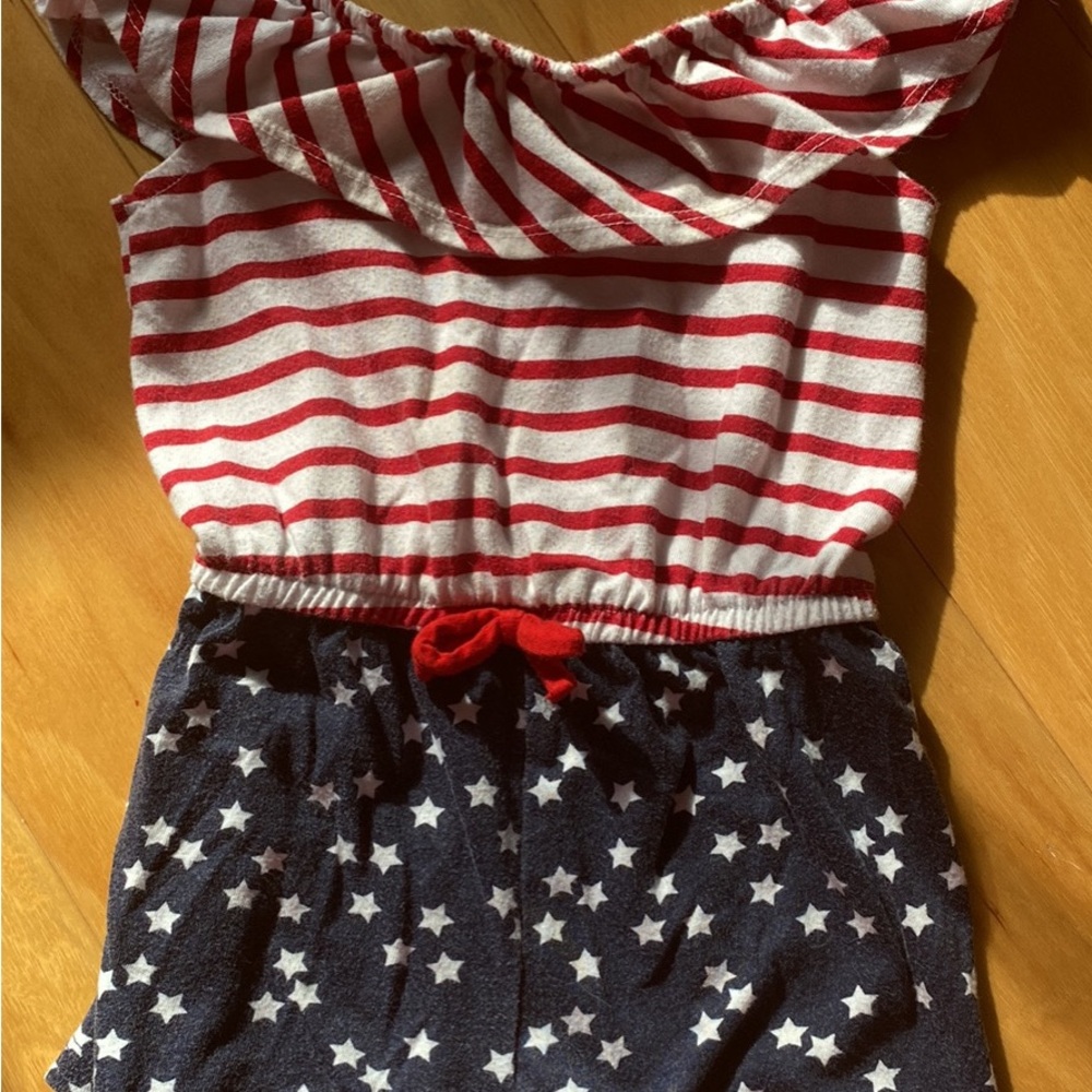 Little girls patriotic romper 2T - Picture 4 of 4